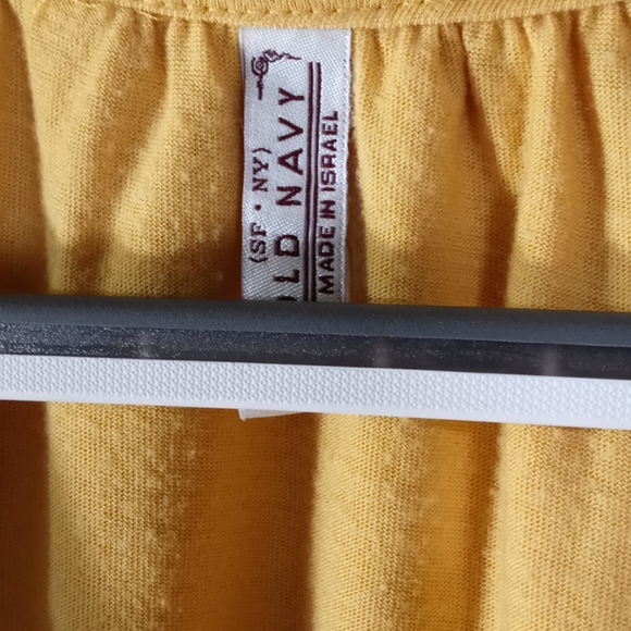 Cute yellow tank - Picture 3 of 6